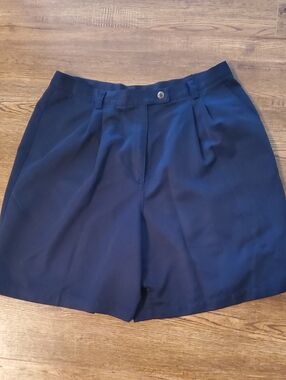 Liz Claiborne Navy Pleated Women's Shorts